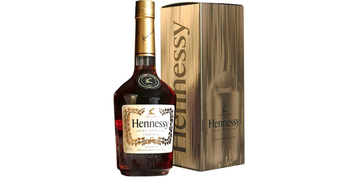 Ban-biet-gi-ve-dong-ruou-Hennessy-Very-Special