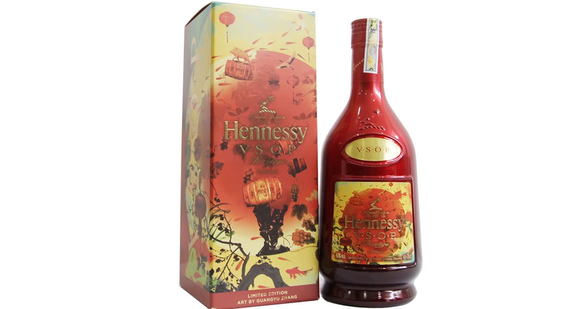 Ruou-Hennessy-VSOP-Privilege-Limited-Edition-by-Guangyu-Zhang